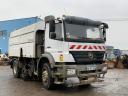 Mercedes Axor 1829 z nadwoziem zamiatarki ulicznej