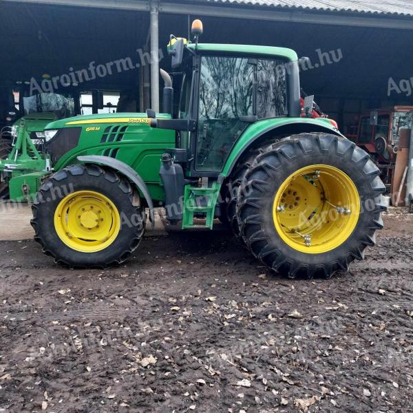 Traktor John Deere 6115M za prodajo