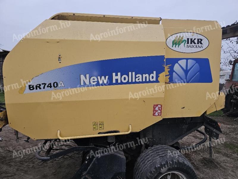 Lis New Holland BR740A na prodej