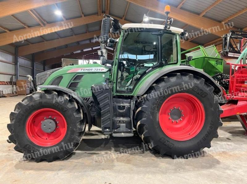 Fendt 724 Vario Profi - 5650 órás