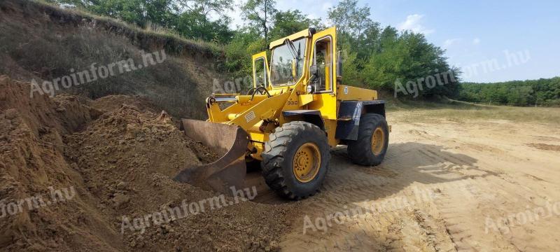 Front-end loader