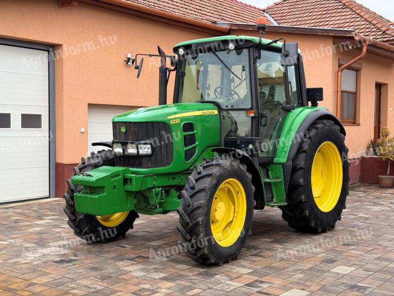 Tractor John Deere 6230