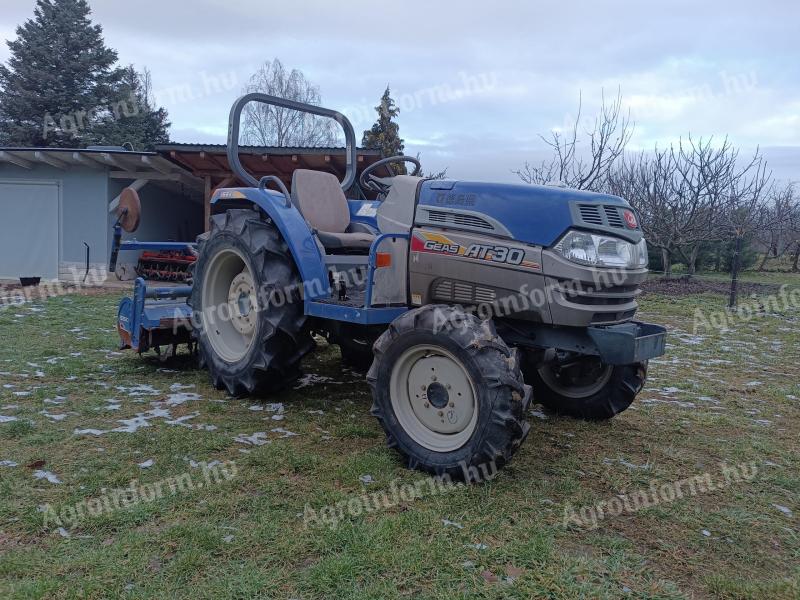 Iseki AT30 Japonski mali traktor, Kubota, Yanmar, AGT, Carraro, MTZ T25