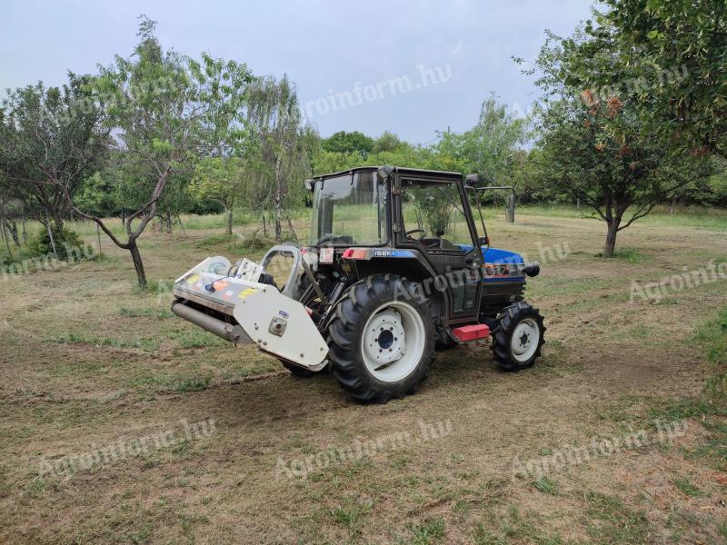 MUNCA CU TRACTORUL PENTRU ÎNCHIRIERE - ÎNTREȚINEREA CASEI DE VACANȚĂ - GRĂDINĂRIT