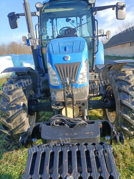 Ciągnik New Holland T5.95 na sprzedaż