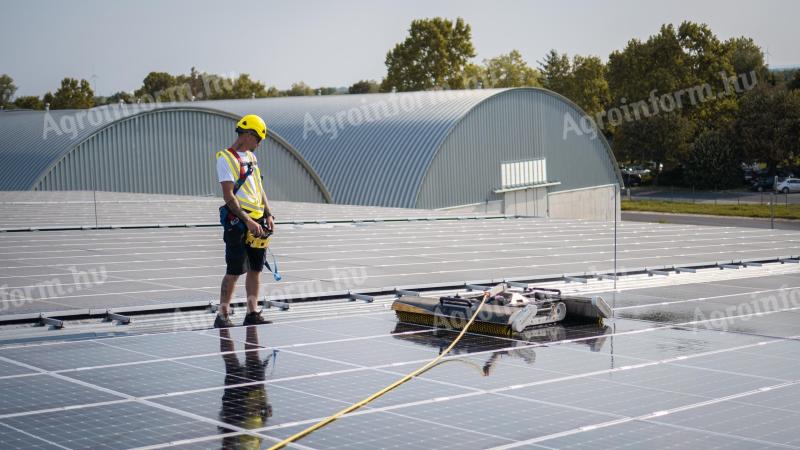 Solar panel cleaning for businesses