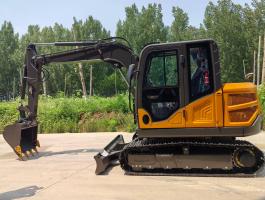 Sherpa WE60 Kubota motoros gumihevederes forgókotró új