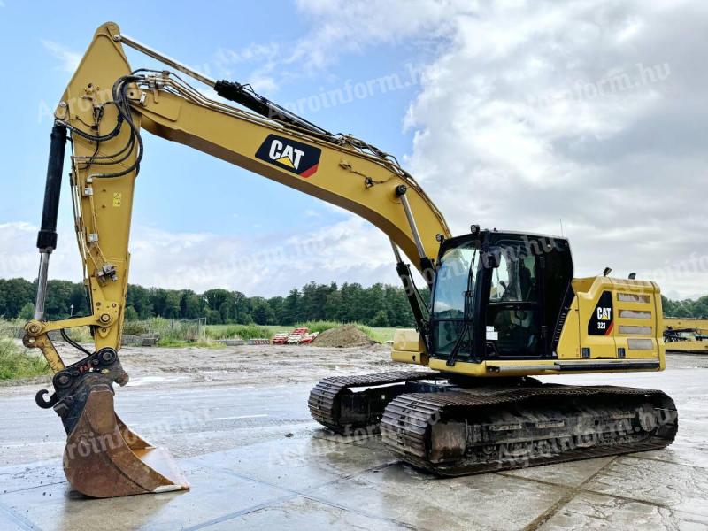 Caterpillar 323 07B / 2019 / 7 909 ur / zakup od 20%