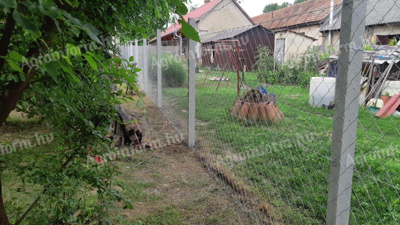 Plasă de sârmă, plasă pentru animale sălbatice, plasă de sârmă, stâlp de beton, gard de sârmă, gard pentru animale sălbatice, gard ieftin