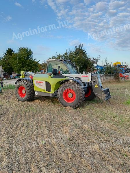 Claas Scorpion 9040 Varipower