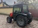 Rovnaký plantážny traktor Solaris 55