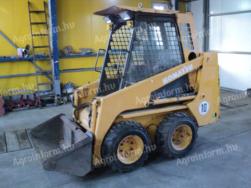 Komatsu SK04 loader de vânzare