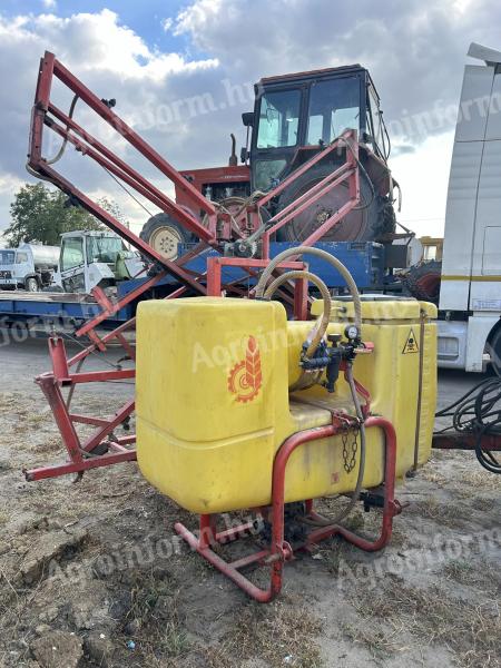 Agromehanika 660 L pulverizator suspendat