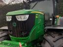 Prodajem traktor John Deere