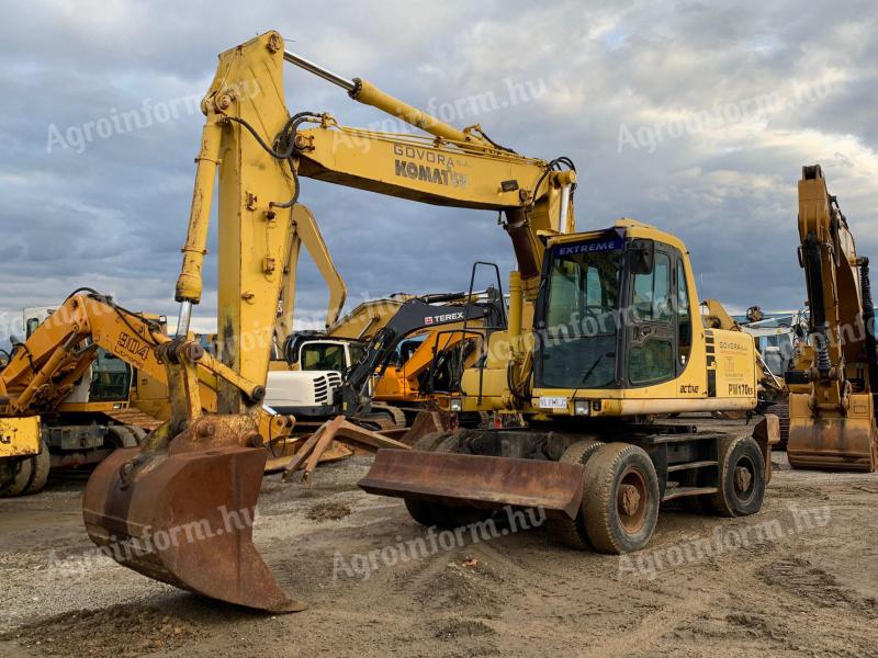 Komatsu PW170ES rubber wheel excavator