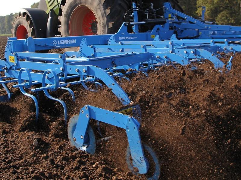 LEMKEN Korund 8/900 K GAM seedbed maker