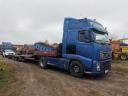 Volvo FH12 semi-trailer tractor