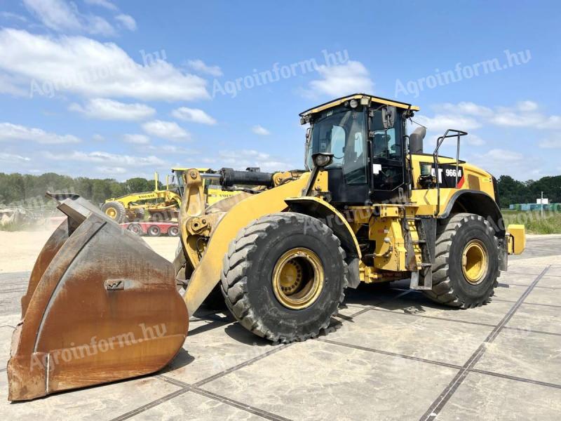 Caterpillar 966M / 2014 / 12 000 ur / zakup od 20%