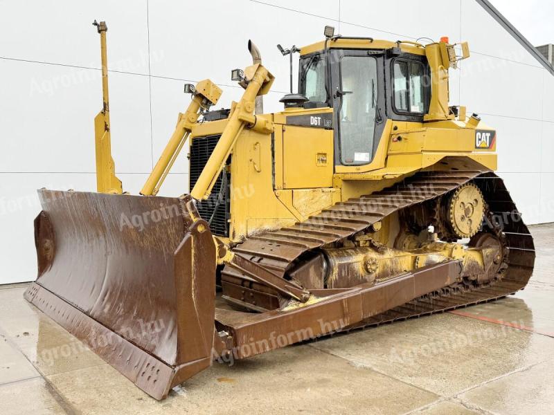 Caterpillar D6T LGP / 2009 / 15 873 ore / Leasing de la 20%