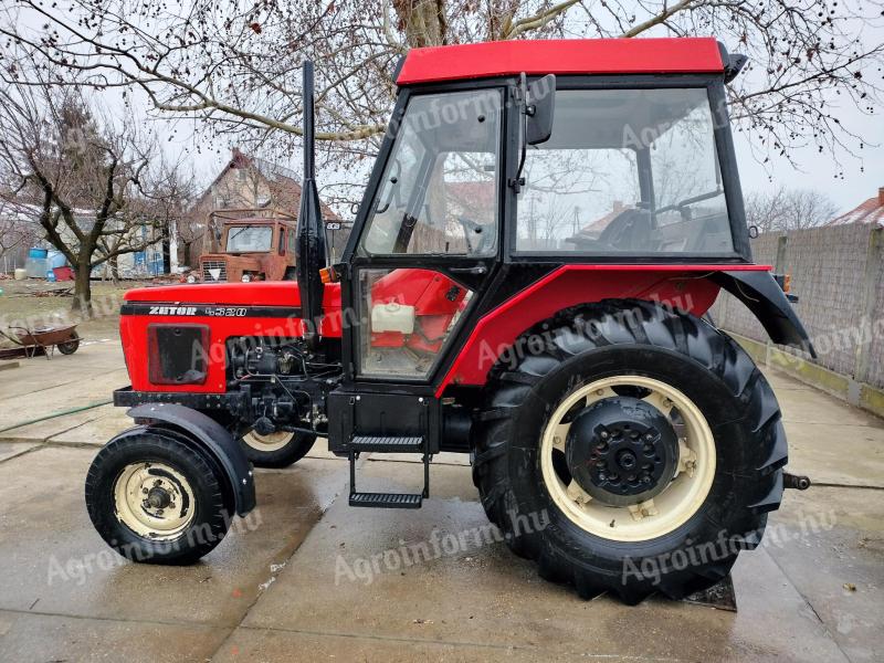 Zetor 4320