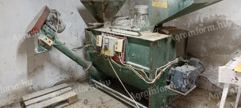 3Q Mixer măcinător cu separator, cu buncăr de cântărire