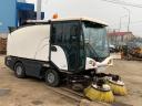 Johnston 142A 101T road sweeper - street sweeper