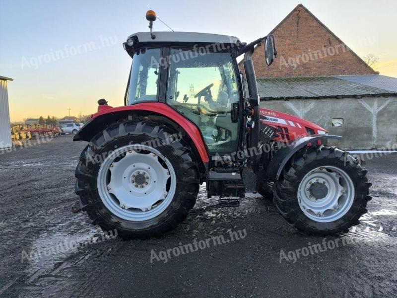 Massey Ferguson 5610 + Homlokrakodó!