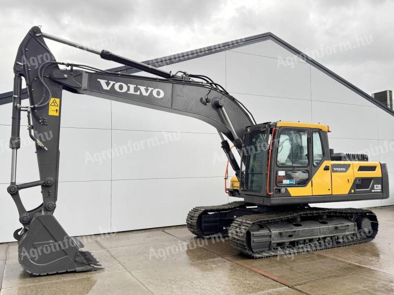 Volvo EC220D crawler excavator / 2024 / 9 operating hours / Leasing from 20%