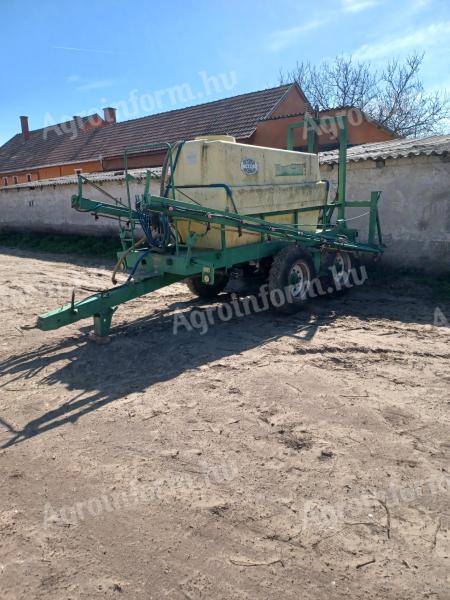 Huniper 3000 L pulverizator de câmp, de asemenea, demontat, șasiu, rezervor, roată pulverizator