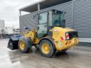 Ładowarka czołowa Caterpillar 908H2 / 2013 / 6 309 godzin / Leasing od 20%