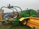 JOHN DEERE 578 BALER WITH BALE WRAPPER IN ONE