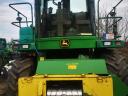 JOHN DEERE 7300 răspânditor de siloz