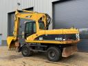 Rypadlo Caterpillar M322C s gumovými pneumatikami / 2003 / 15 655 hodin / Leasing od 20%