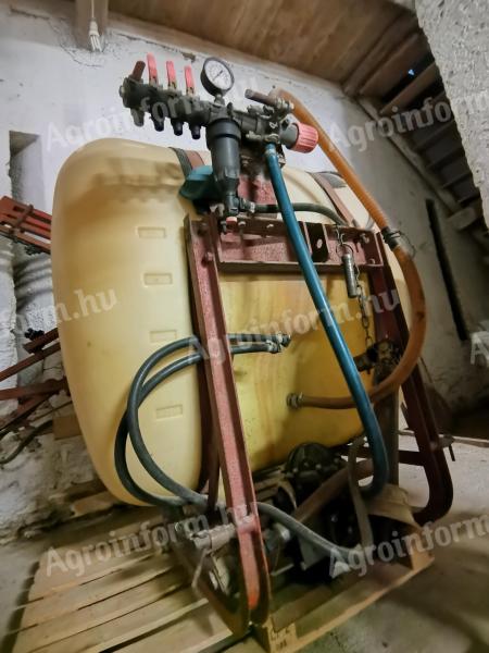 Hardi 600 l / 10 m Anbaufeldspritze