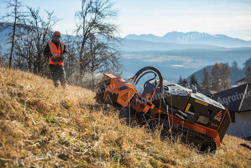 RCU55 drobilica stabljike s gumenim remenom na daljinsko upravljanje