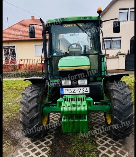 John Deere Premium 6220 de vânzare