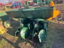 CRAMER PATENT 2 row automatic niche potato planter, potato planter