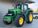 John Deere 7530 E Premium tractor