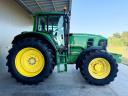 John Deere 7530 E Premium tractor