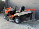 Husqvarna TC 242 TX tractor de cosit ca nou