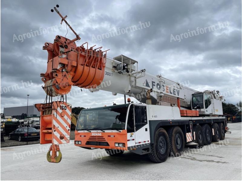 Macara telescopică Demag AC300 / 1999 / 6 129 ore / Leasing de la 20%