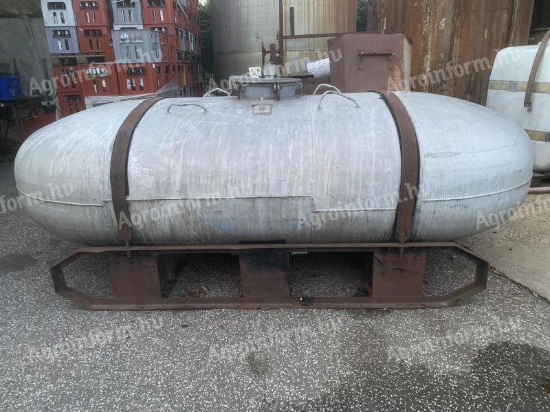 Aluminium tank