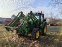 John Deere 6130 mit Lader