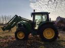 John Deere 6130 mit Lader