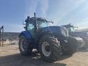 New Holland T7040