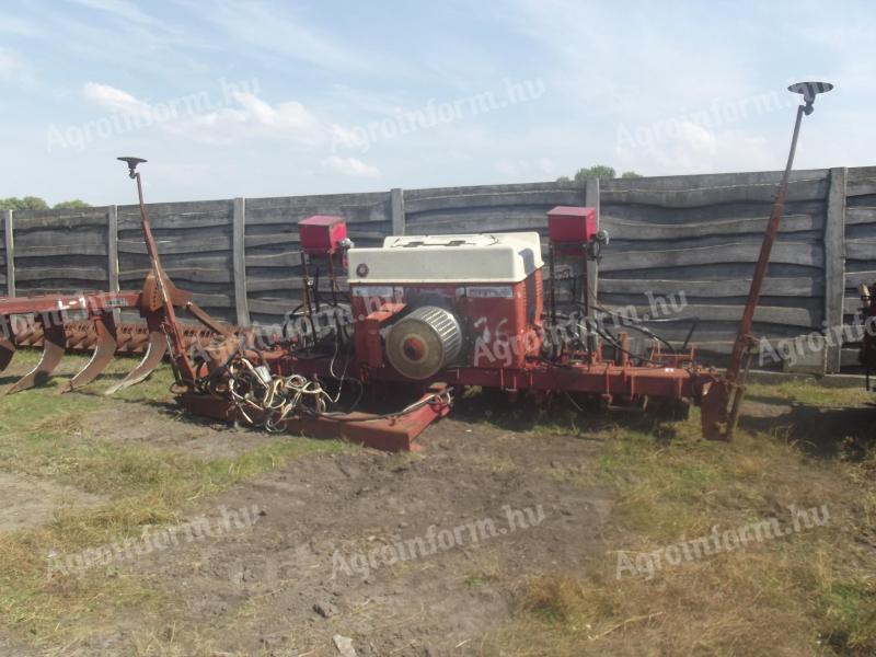 IH Ciclo 800 seed drill per grain for sale ready for operation