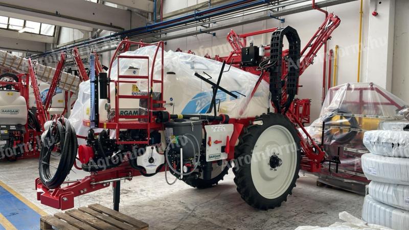 Bargam Elios 2200/15 trailed field sprayer