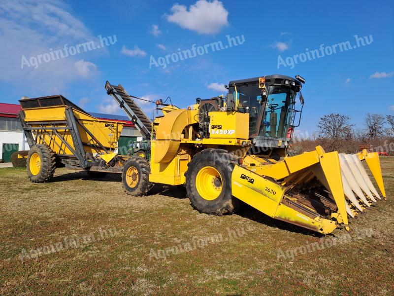 OXBO 8420XP husker/corn combine de vânzare