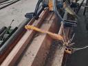 Crusher with hammer