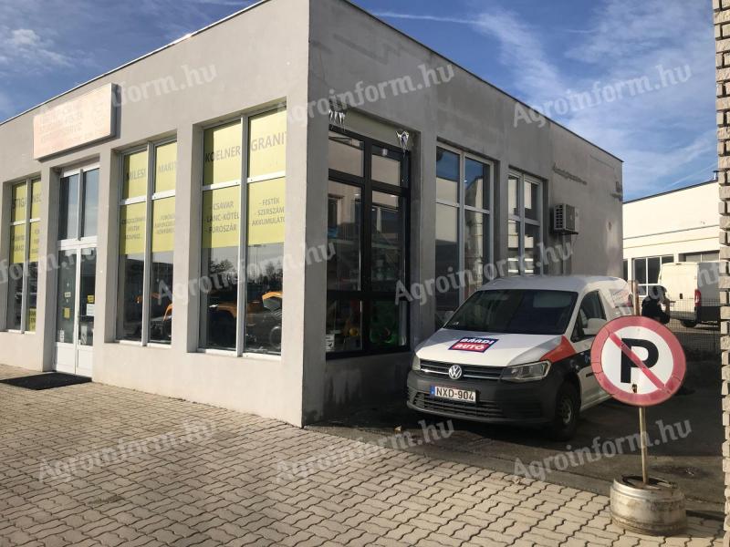 139 m² + 20 m² sklep rolniczy z galerią na sprzedaż w Marcali